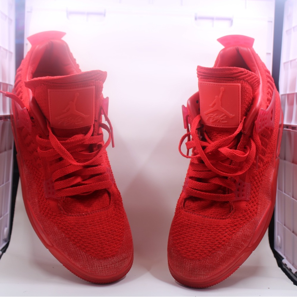 Air Jordan retro 4 Flyknit university red size 10 in men